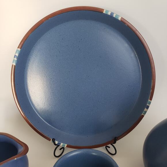 Lot‎ 5 DANSK Mesa Sky Blue Stoneware: Dinner Plate, Pitcher, Cup/saucer, Gravy - Picture 2 of 9